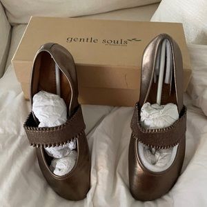 Gentle souls gabby ballet flats in bronze